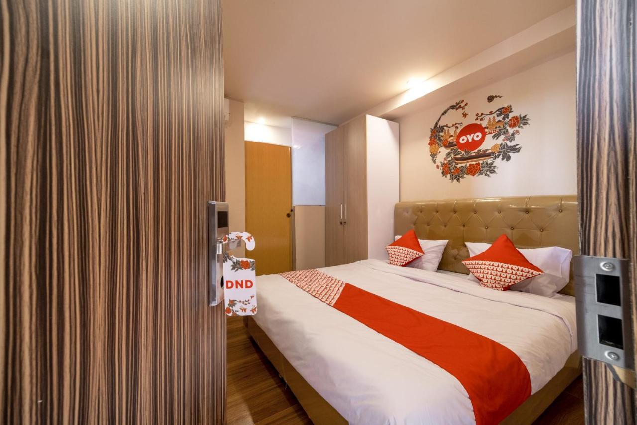 Oyo 291 Medan City Syariah Экстерьер фото