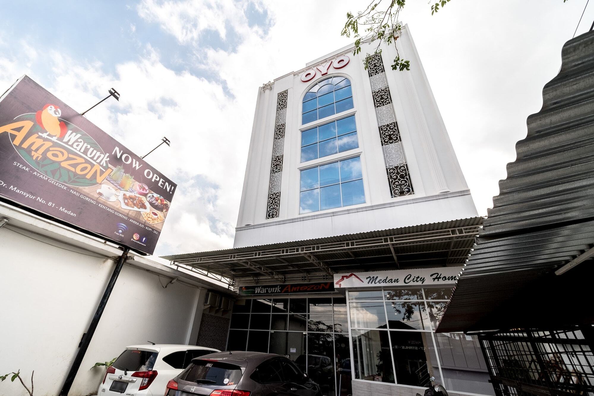 Oyo 291 Medan City Syariah Экстерьер фото
